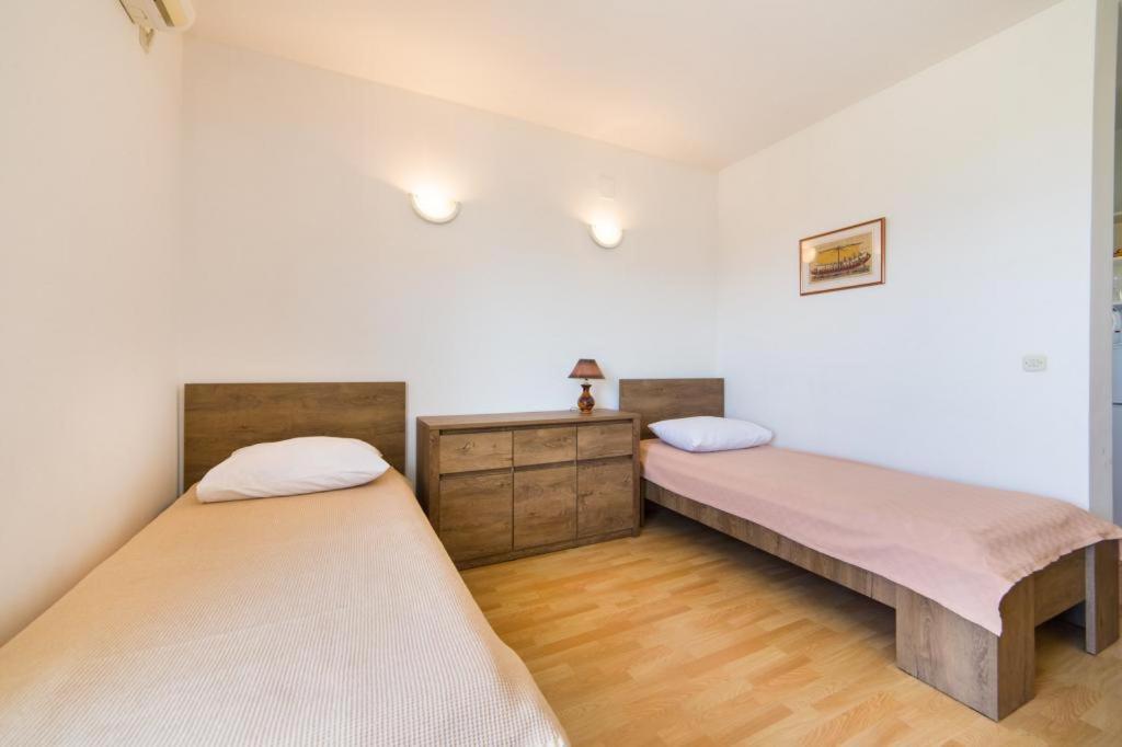 Apartments Slavena Gradac  Buitenkant foto