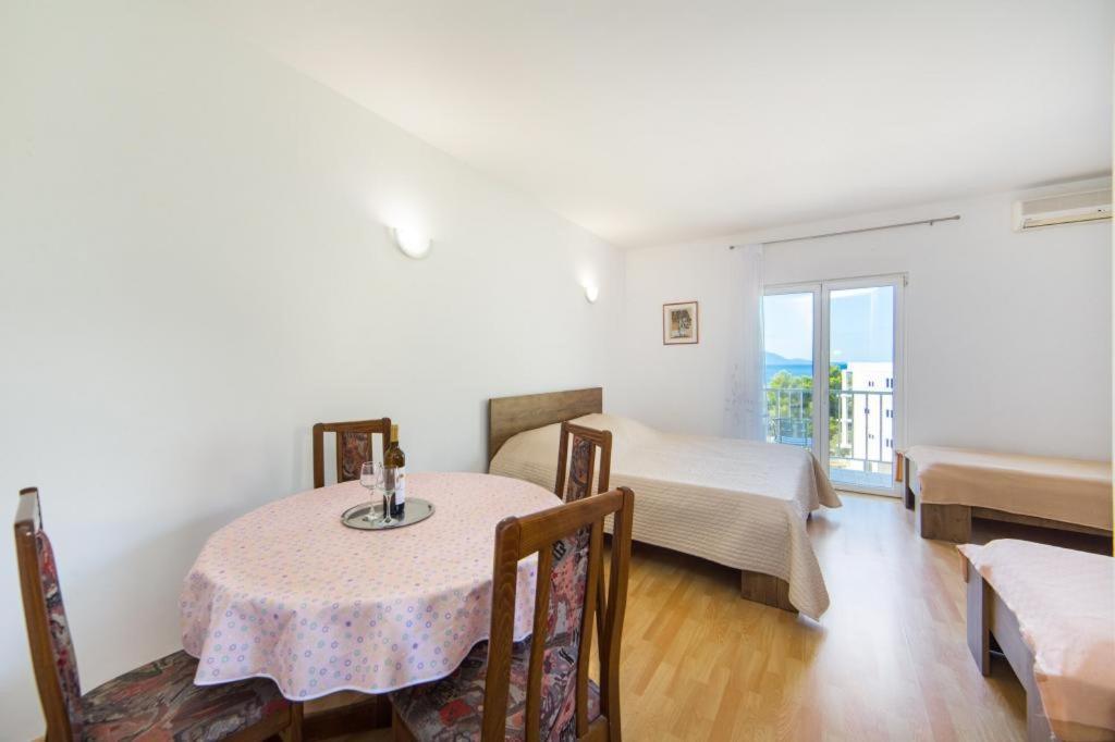 Apartments Slavena Gradac  Buitenkant foto