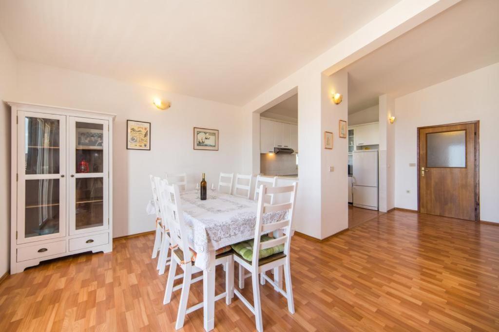 Apartments Slavena Gradac  Buitenkant foto